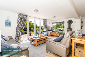Living Room- click for photo gallery